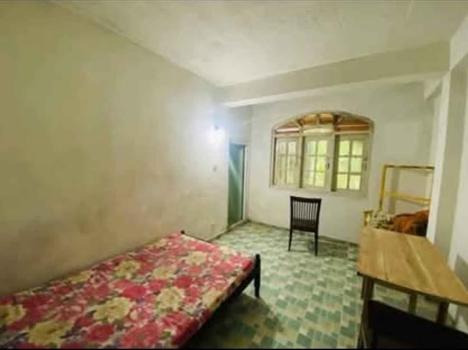 මොරටුව – ගුණවර්ධනාරාම පාර ගාලු පාරට මීටර් 100ක් දුරින් – රජයේ ලියාපදිංචි බෝඩිමකි -  in , 