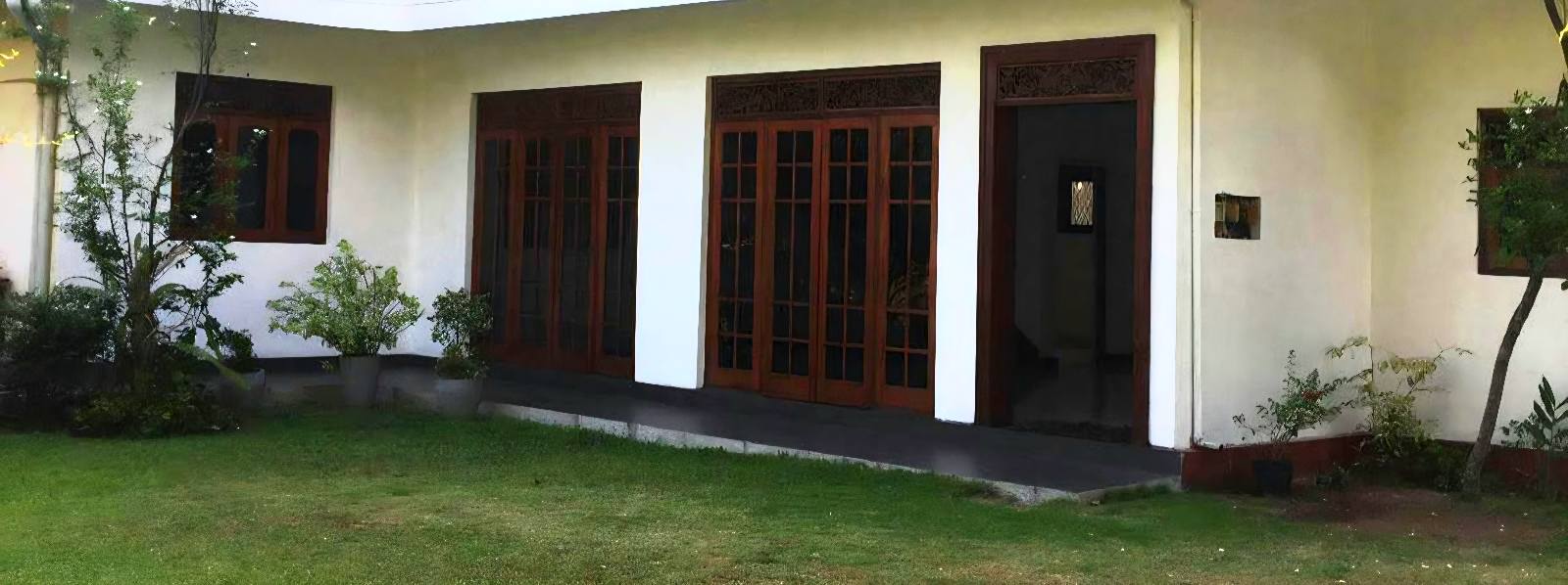 Kotte Madiwela – Complete downstairs House for Rent. -  in , 
