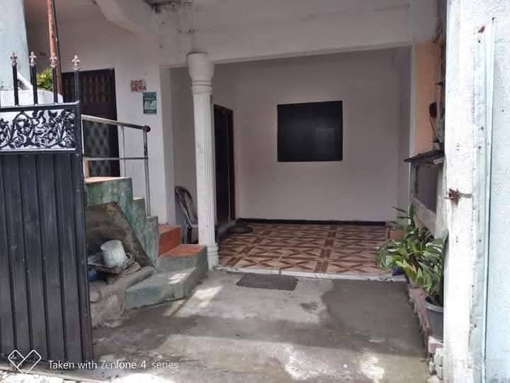 ගැහැණු ළමුන් සඳහා නවාතැන් පහසුකම් ඇත. (රජමාවත, රත්මලාන) -  in , 