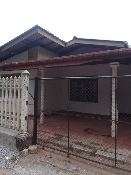 නිවසක් කුලියට දීමට ඇත -  in , 