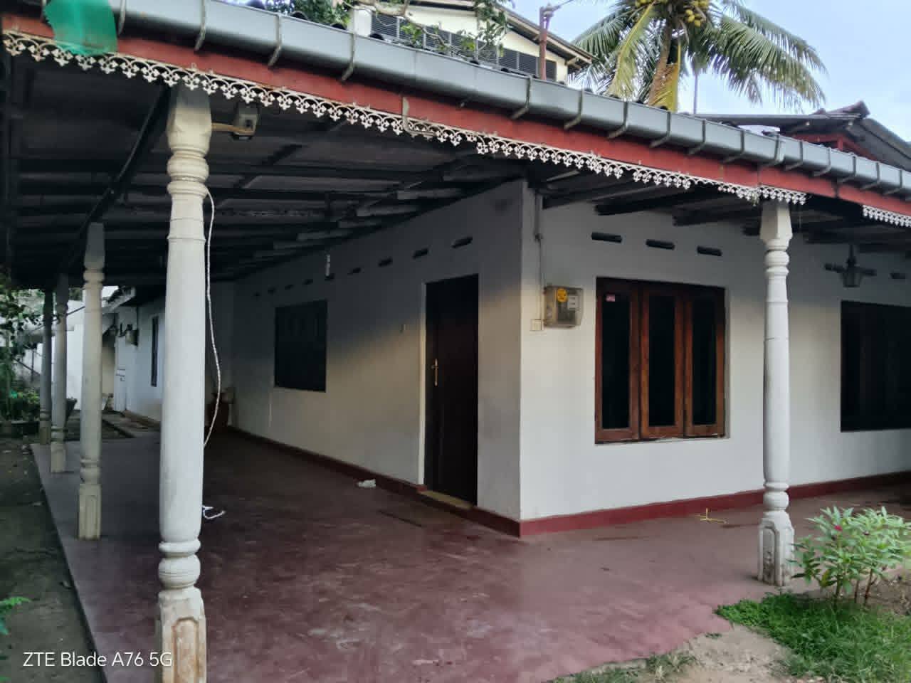 පිළියන්දල මඩපාත,  පිරිමි ලමුන්ට බෝඩිම් ඇත.🧍‍♂️🧍‍♂️ -  in , 