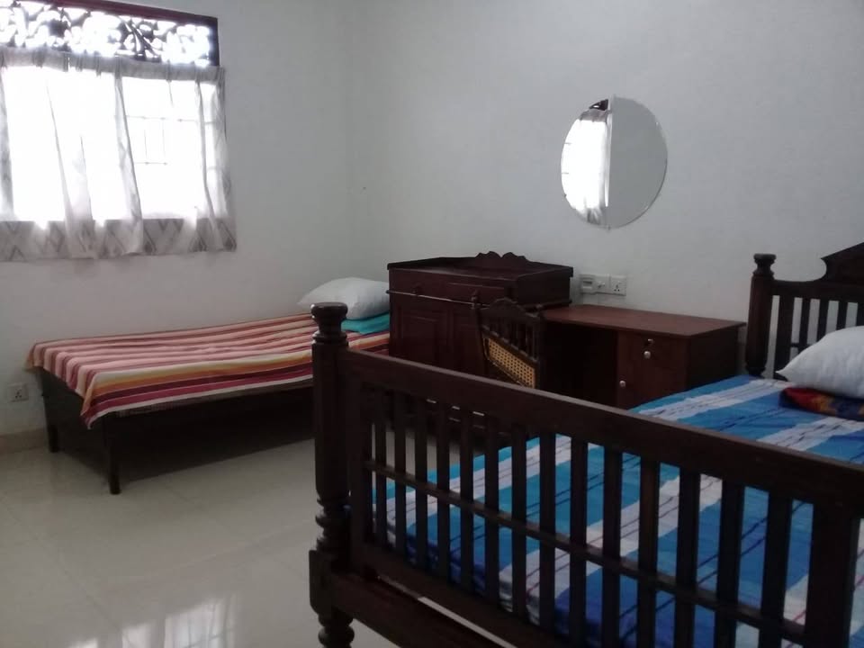 A sharing room for a working girl in Oannipitiya -  in , 