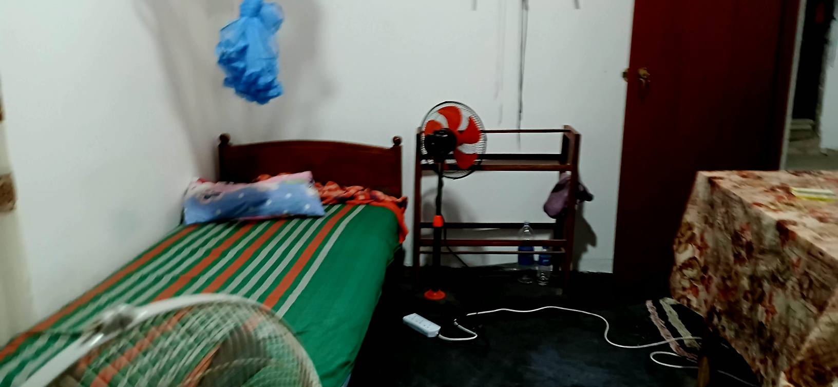 Sharing room available for a boy in Maharagama -  in , 