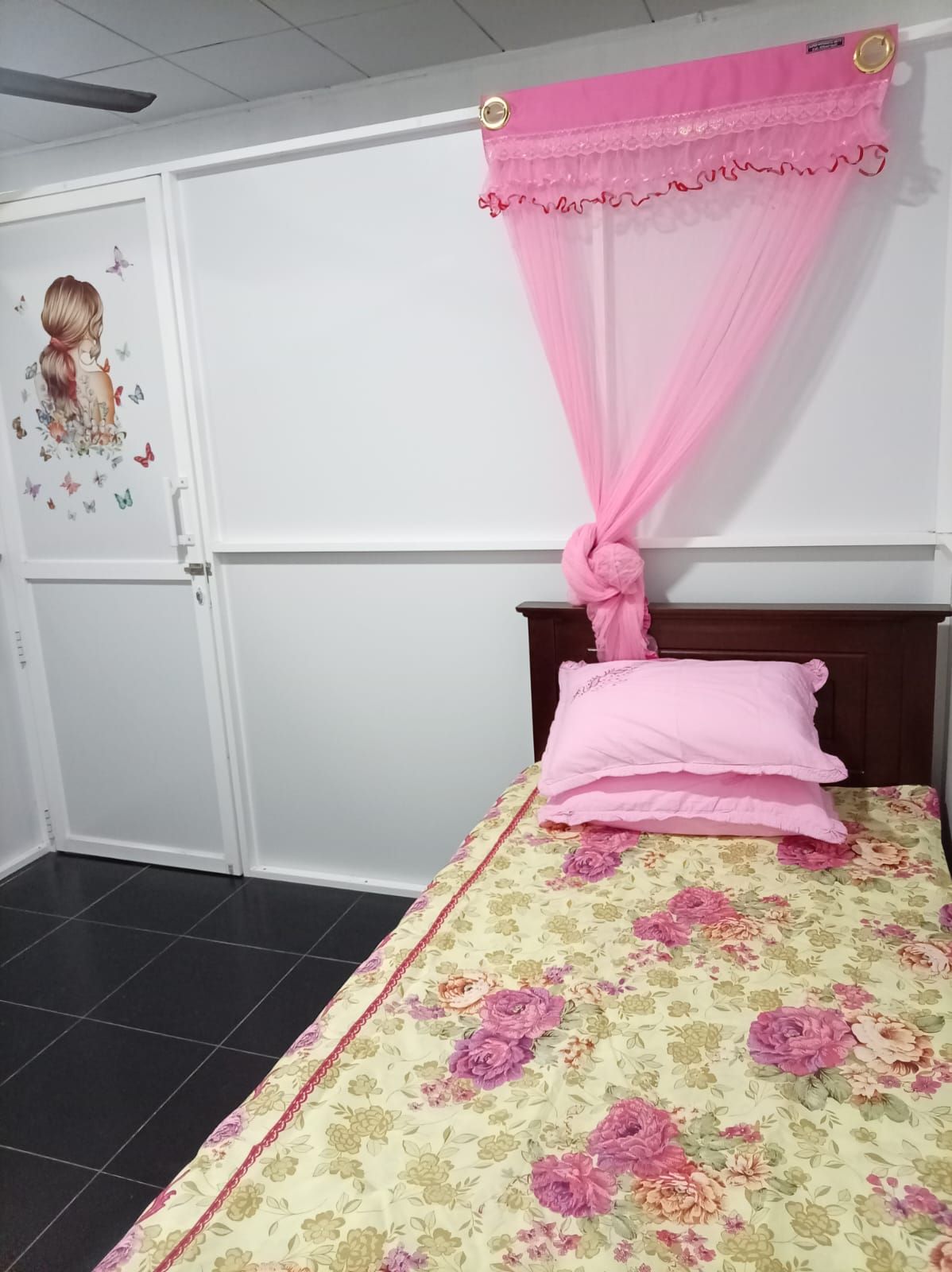 කඩවත කිරිල්ලවල Boarding Place For girls -  in , 