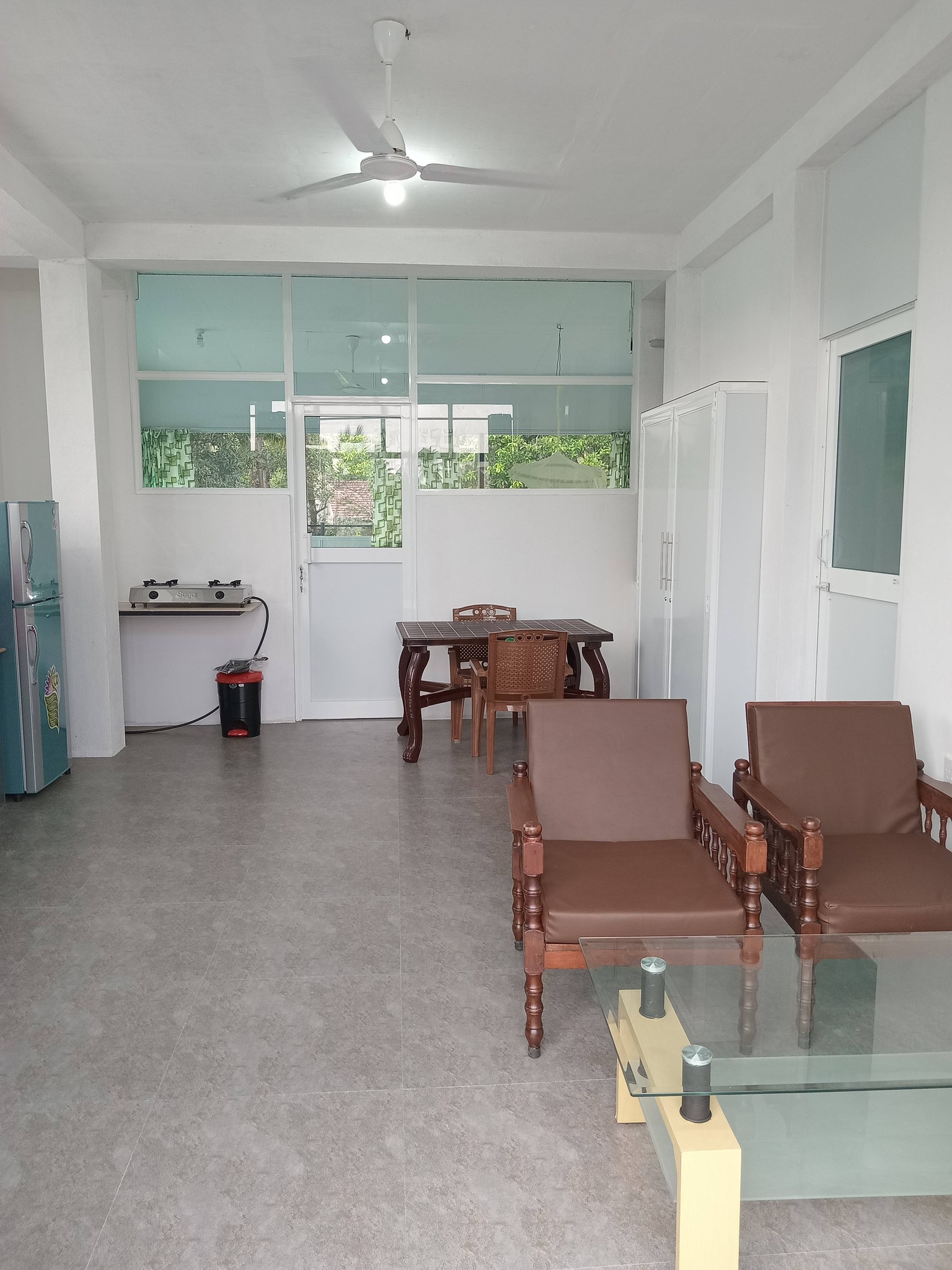 An Airconditioned, furnished Rooftop upstairs house for rent in Galle. -  in , 
