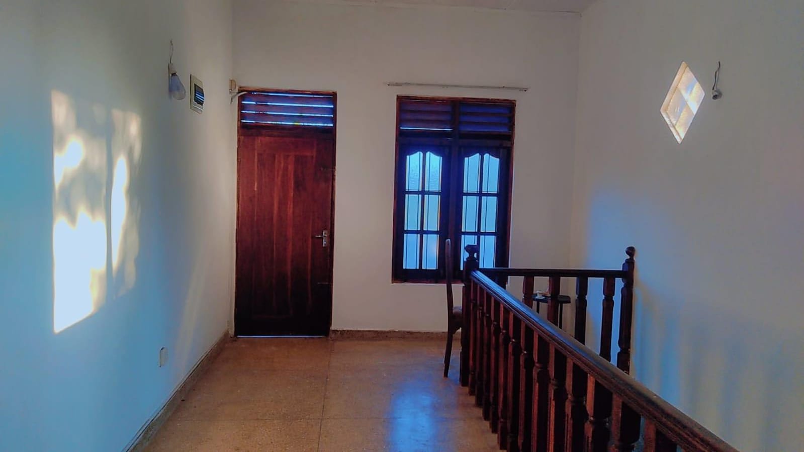 🏠 Upstairs House for Rent Near Ratmalana Railway Station.. -  in , 